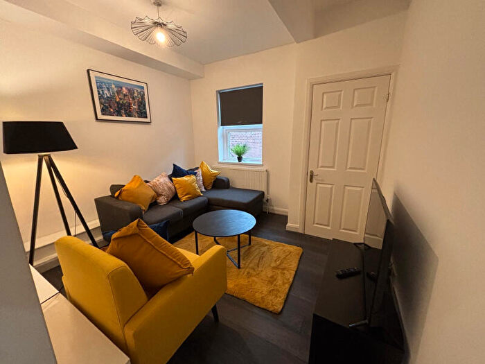 5 Bedroom Flat To Rent In Ilkeston Road, Nottingham, NG7