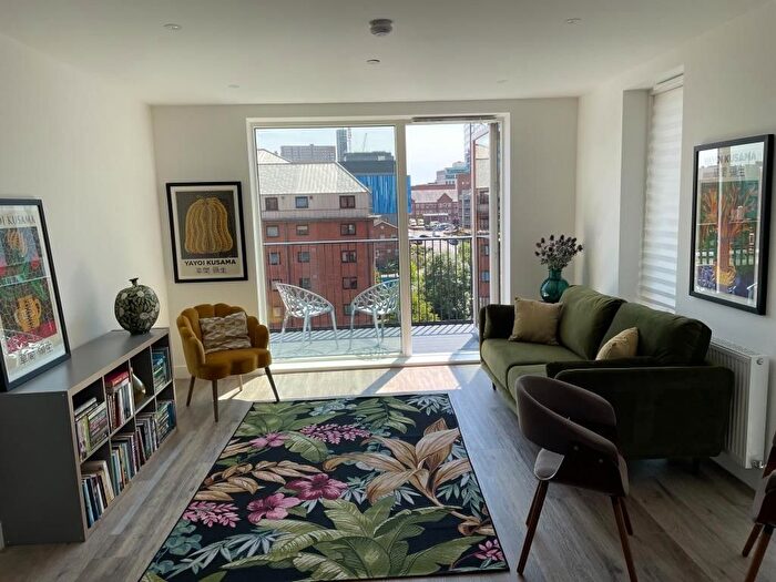 2 Bedroom Flat To Rent In Shadwell Street, Birmingham, B4