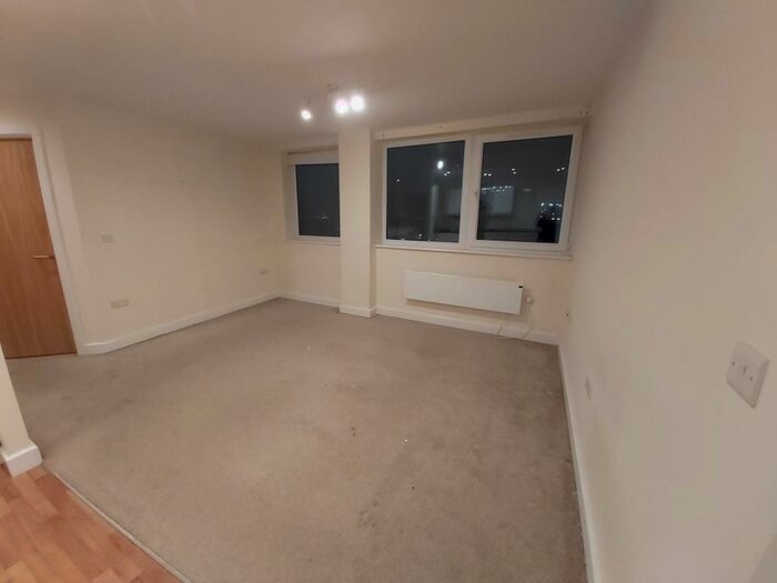 2 Bedroom Flat To Rent In Gower Street, Derby, DE1