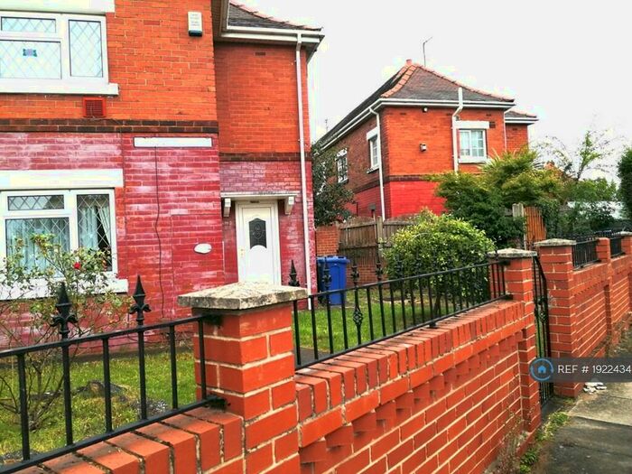 2 Bedroom End Of Terrace House To Rent In Lincoln Road, Doncaster, DN2