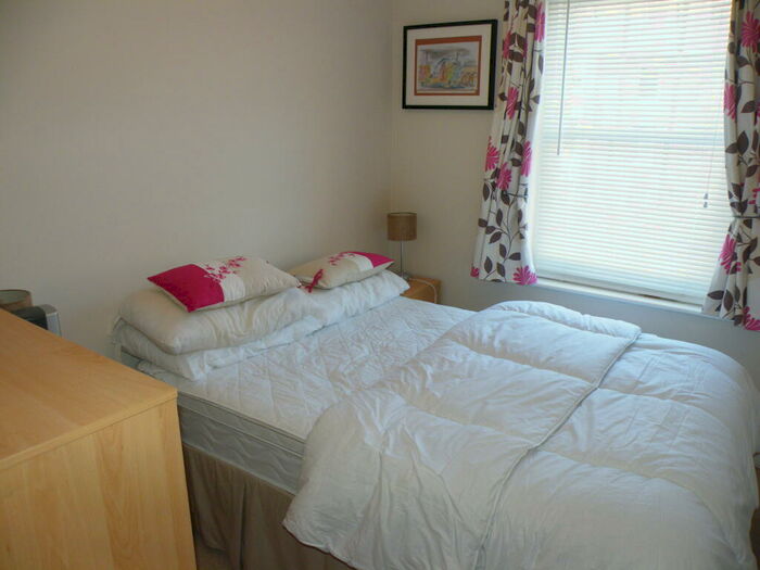 2 Bedroom Flat To Rent In Greenhill Apartment - Weymouth Seafront, DT4