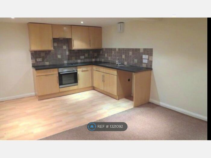 1 Bedroom Flat To Rent In Bolton Road, Bradford BD2