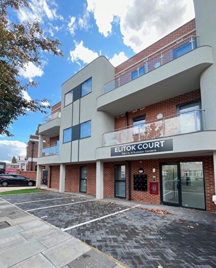 3 Bedroom Terraced House To Rent In Elitok Court, Rushden Gardens, Ilford, Essex, IG5