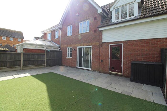 3 Bedroom Terraced House For Sale In Sycamore Grange, Ramsgate, CT11