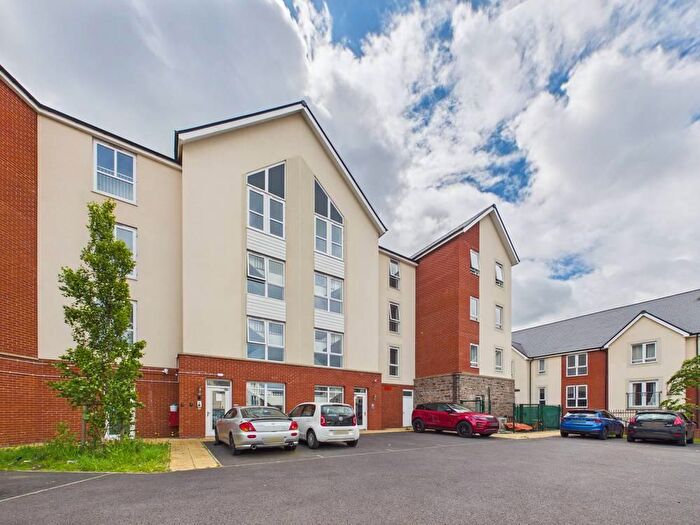 1 Bedroom Apartment For Sale In George Holmes Way, Bristol, BS16