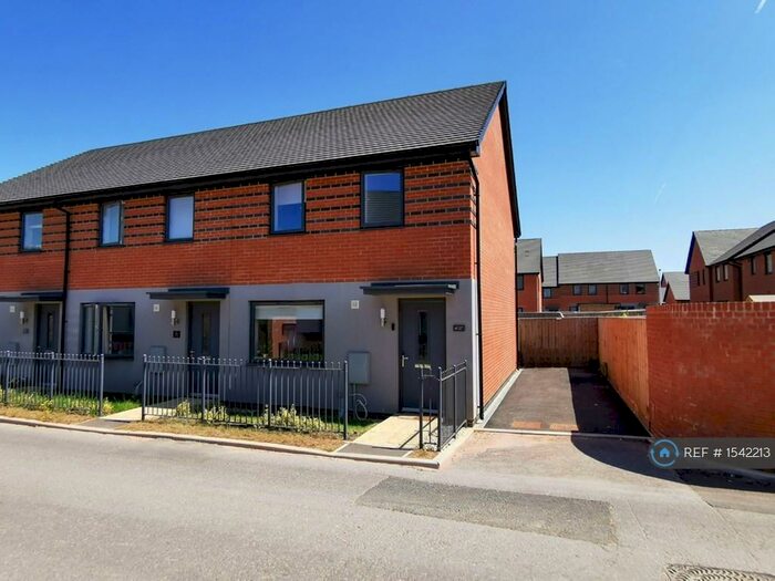 3 Bedroom End Of Terrace House To Rent In Quern Rise, Exeter, EX1