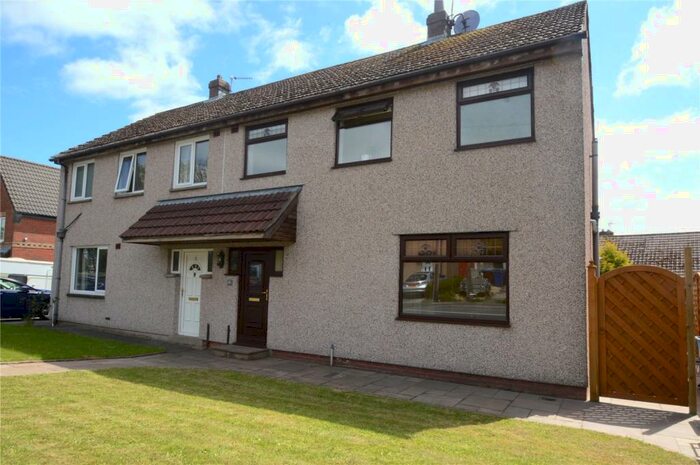 3 Bedroom Semi-Detached House To Rent In Wordsworth Drive, Great Harwood, BB6