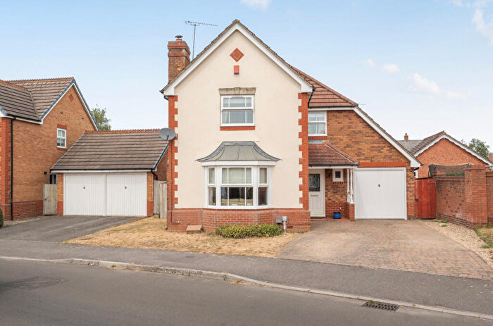 4 Bedroom Detached House For Sale In Lister Road, Wroughton, Wroughton, SN4