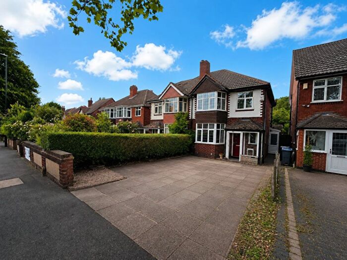 3 Bedroom Semi Detached House For Sale In Britwell Road, Sutton Coldfield, B73