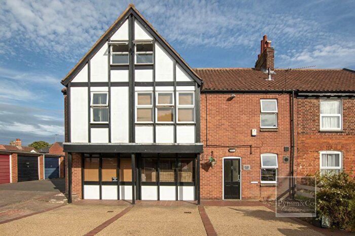 8 Bedroom Semi-Detached House For Sale In City Road, Norwich, NR1