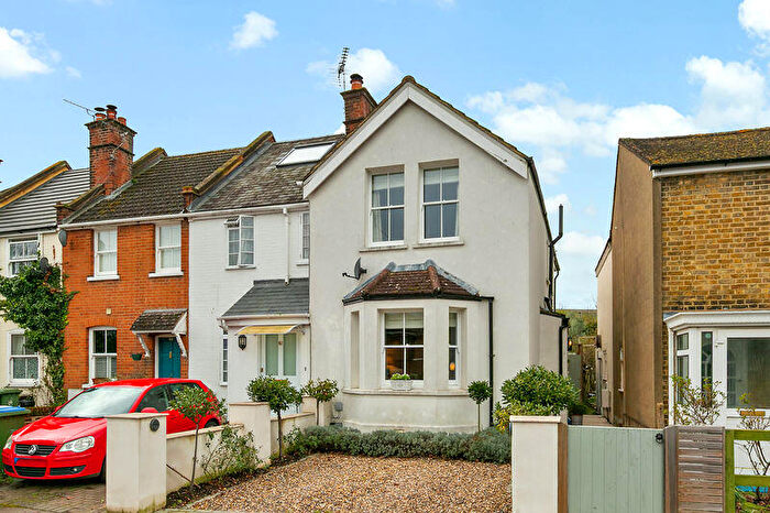 3 Bedroom Terraced House For Sale In High Street, West Molesey, KT8