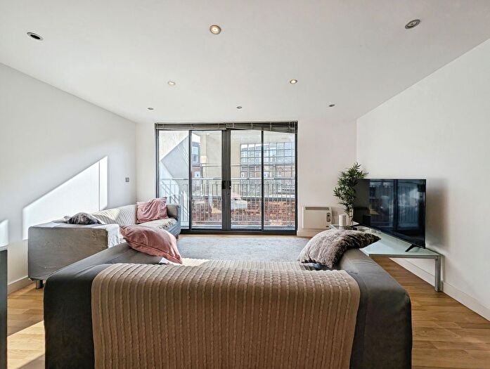 2 Bedroom Flat For Sale In Marconi House, Newcastle Upon Tyne, Tyne And Wear, NE1