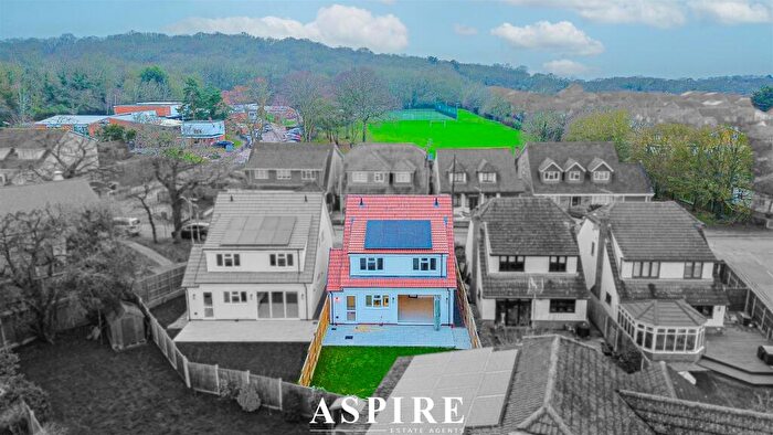 4 Bedroom Detached House For Sale In Berry Lane, Langdon Hills, Basildon, SS16