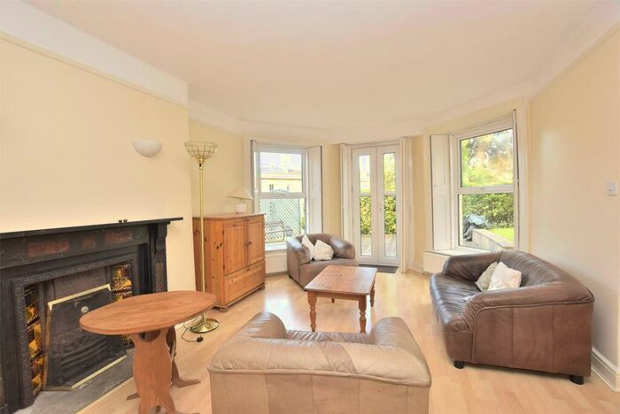 1 Bedroom Apartment To Rent In Lyncombe Hill, Bath, BA2