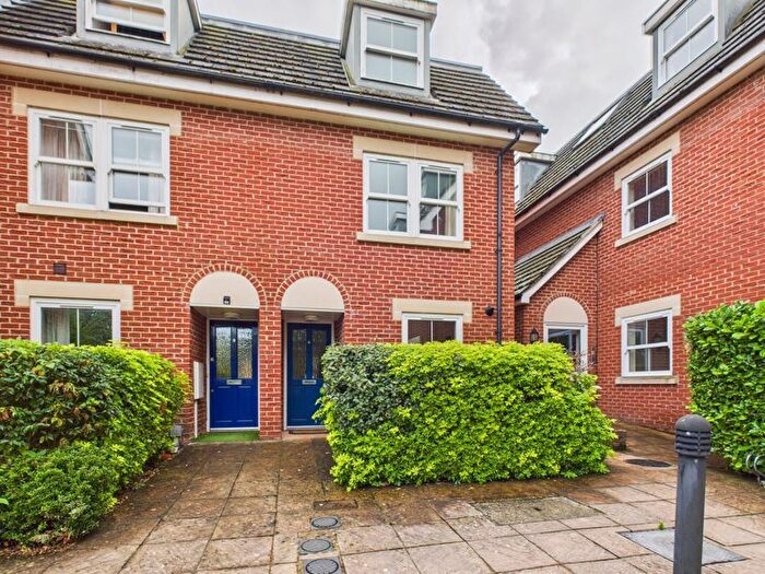 3 Bedroom End Terrace House For Sale In Parsons Place, Tonbridge, TN9