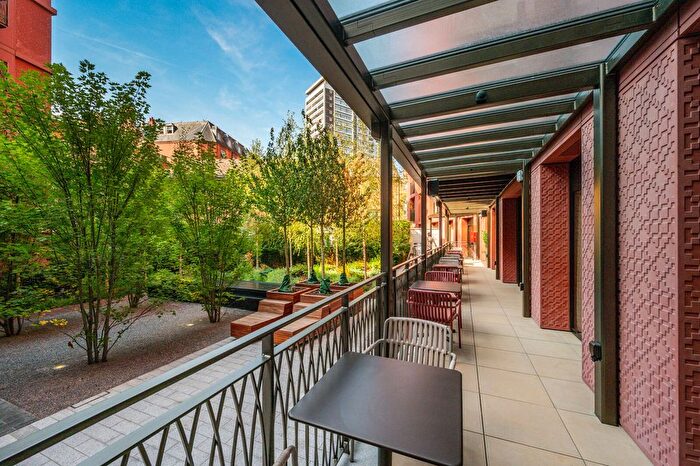 2 Bedroom Flat To Rent In Fenwick Mansions, Paddington, London, W2