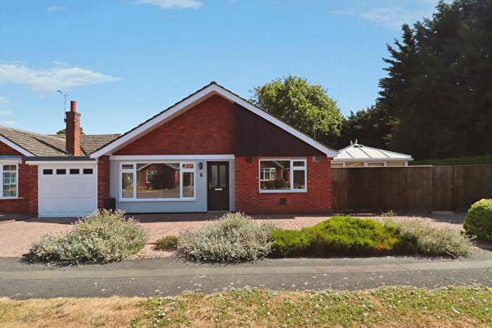 3 Bedroom Detached Bungalow For Sale In The Grove, Welton, LN2