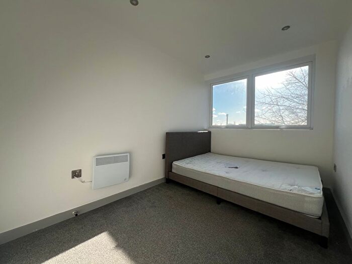 1 Bedroom Flat To Rent In Church Street, Wolverhampton, WV2