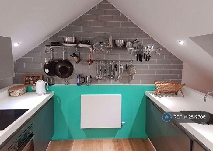 2 Bedroom Terraced House To Rent In Ash Street, Salford, M6