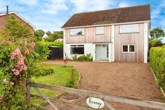 4 Bedroom Detached House For Sale In Furnace Lane, Lamberhurst, Tunbridge Wells, TN3