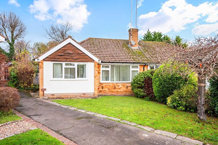 2 Bedroom Semi Detached Bungalow For Sale In Dewlands, Godstone, RH9