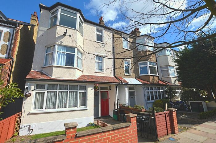 2 Bedroom Flat To Rent In Stembridge Road, London, SE20