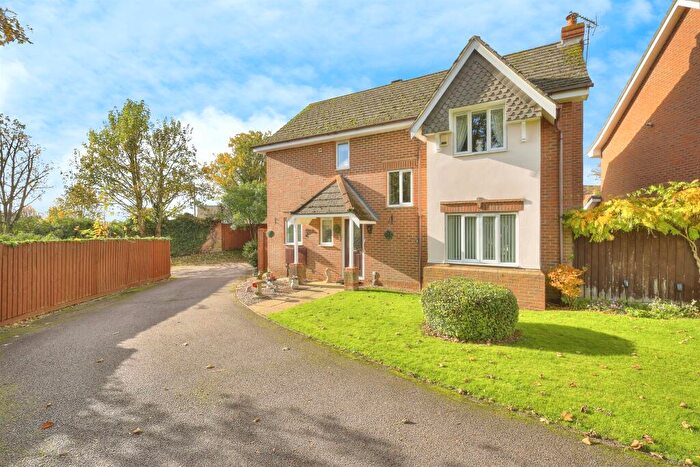 4 Bedroom Detached House For Sale In Mescalero, Kingsthorpe, Northampton, NN2