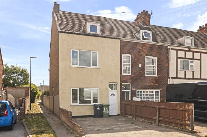 4 Bedroom End Of Terrace House For Sale In Pelham Road, Immingham, N E Lincs, DN40
