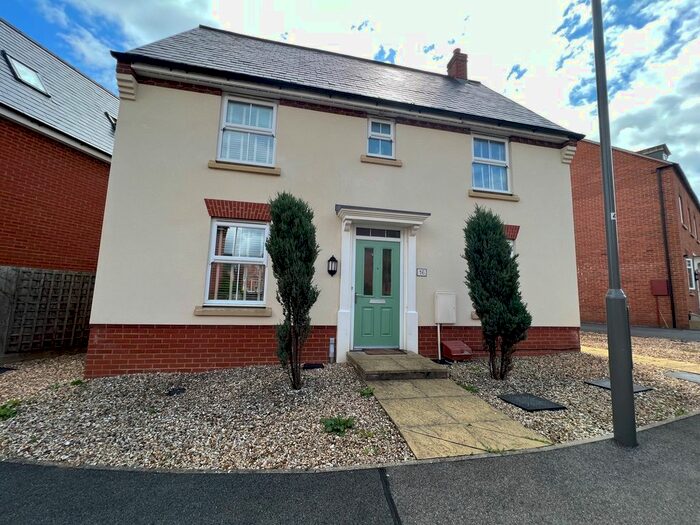 3 Bedroom Detached House To Rent In Mayflower Street, Buckingham, MK18