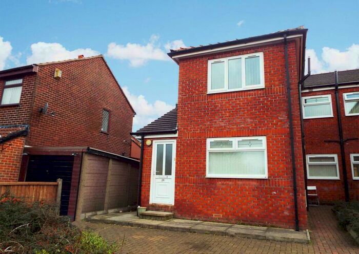 2 Bedroom Apartment To Rent In Priory Grove, Chadderton, OL9