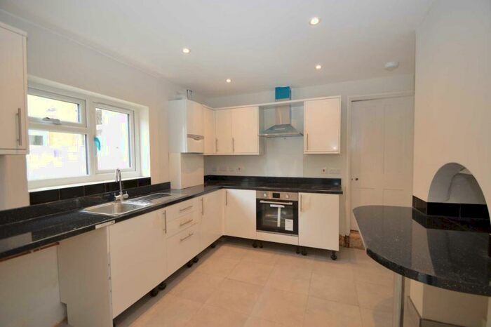 3 Bedroom House To Rent In Chertsey, KT16