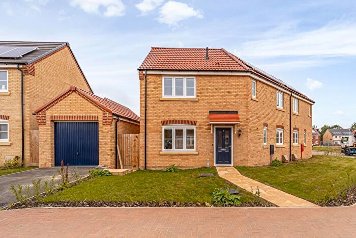 3 Bedroom Semi-Detached House To Rent In Atherton Gardens, Pinchbeck, PE11