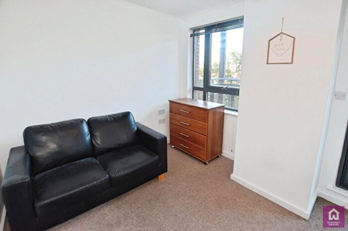 1 Bedroom Flat To Rent In City Gate, Blantyre Street, Castlefield, Manchester, M15
