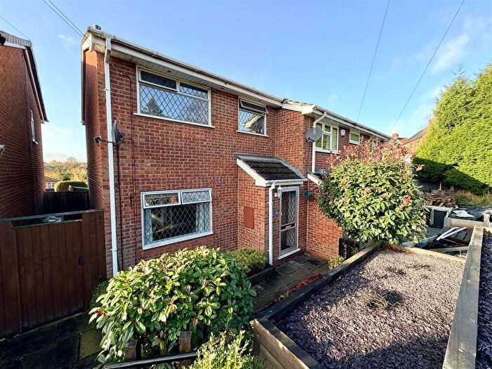 3 Bedroom Semi Detached House For Sale In Salisbury Drive, Nuneaton, CV10