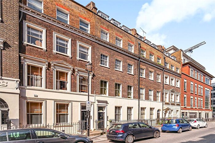 2 Bedroom Flat To Rent In Great Titchfield Street, London, W1W