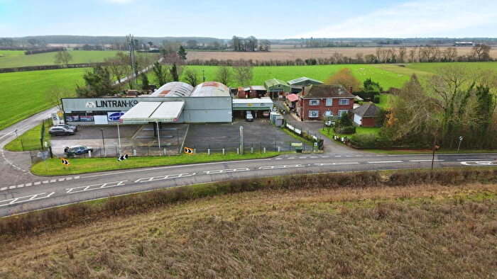 4 Bedroom Detached House For Sale In Lincoln Road, Faldingworth, Market Rasen, LN8