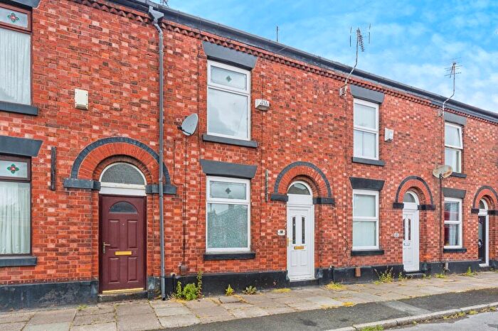 2 Bedroom Terraced House For Sale In Cross Street, Denton, Manchester, Greater Manchester, M34