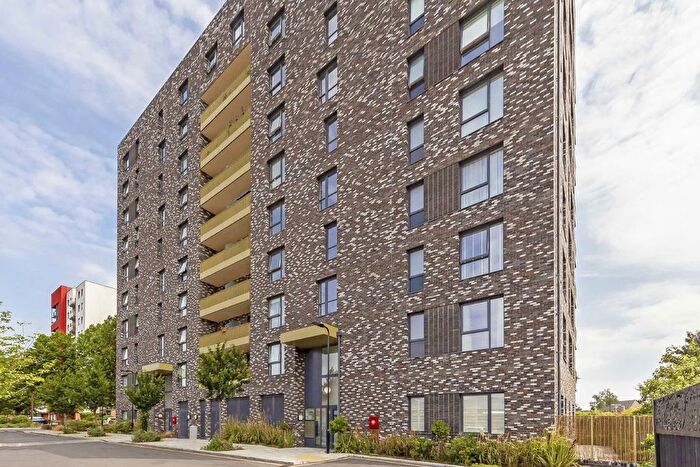 1 Bedroom Flat To Rent In Stanley Road, Acton, W3