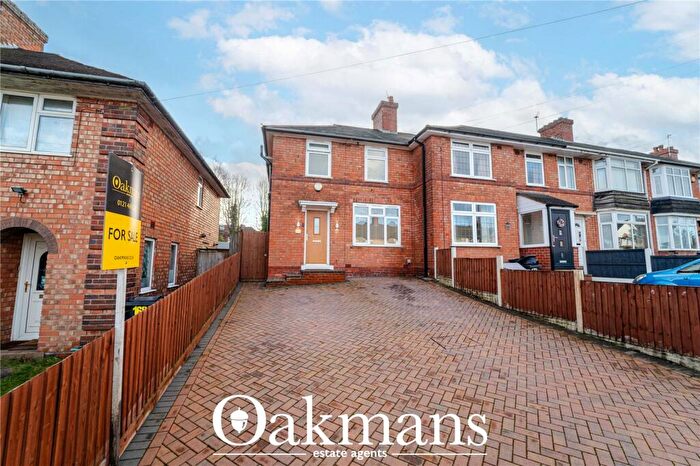 3 Bedroom End Of Terrace House For Sale In Kendal Rise Road, Rednal, Birmingham, West Midlands, B45