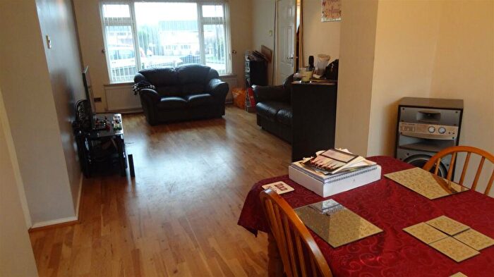 4 Bedroom Detached House To Rent In The Parklands, Birmingham, B23