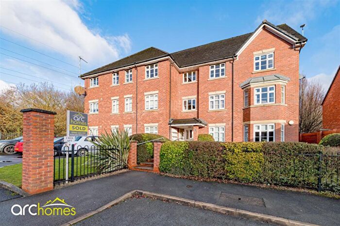 2 Bedroom Apartment For Sale In Shalefield Gardens, Atherton, M46