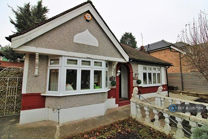 2 Bedroom Bungalow To Rent In Watling Street, Bexleyheath, DA6