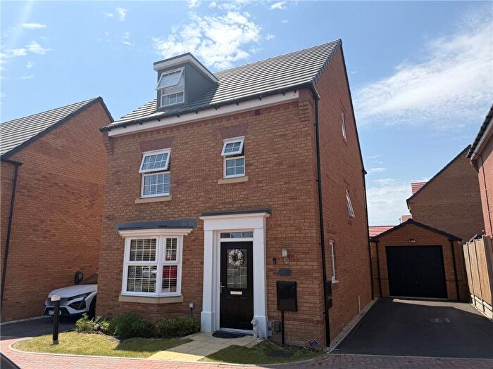 4 Bedroom Detached House For Sale In Drury Way, Overstone, Northampton, Northamptonshire, NN6