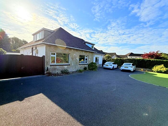 4 Bedroom Detached House For Sale In Lone Pine Drive, West Parley, Ferndown, BH22