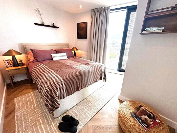 2 Bedroom Apartment To Rent In One Eastside, Jennens Road, Birmingham, West Midlands, B4