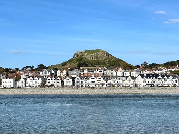 2 Bedroom Apartment For Sale In Deganwy Road, Deganwy, Conwy, LL31