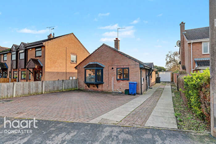 3 Bedroom Detached Bungalow For Sale In Summerfields Drive, Blaxton, Doncaster, DN9