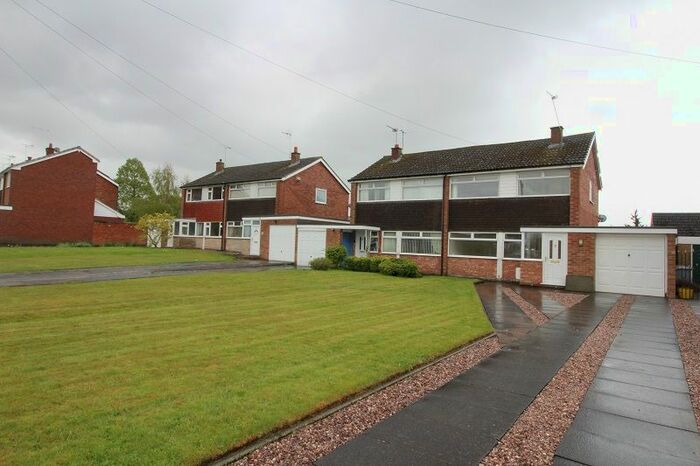 3 Bedroom Semi-Detached House To Rent In Wistaston, Crewe, Cheshire, CW2