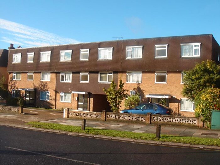 1 Bedroom Flat To Rent In Preston Road, Harrow, Middlesex, HA3