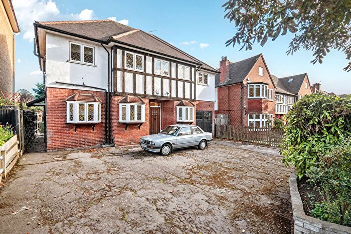 4 Bedroom Detached House For Sale In West Park, Eltham, SE9